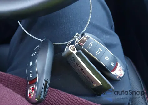 2022 Porsche 718 Cayman Gts 4.0 z USA, uszkodzony, nr VIN WP0AD2A82NS268259